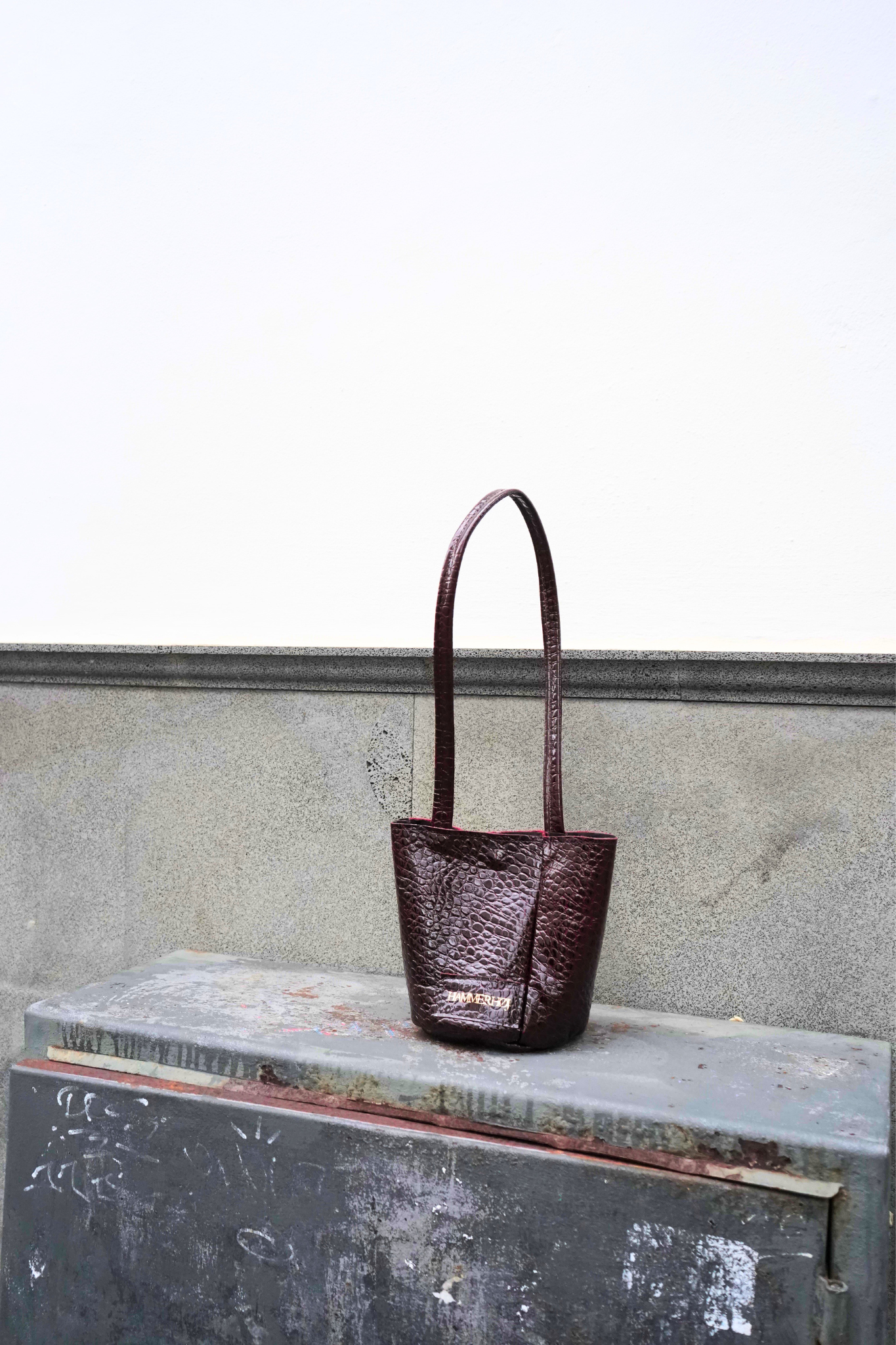 Mini Bombonera Borgoña Charol