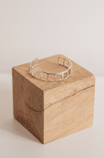Cargar imagen en el visor de la galería, BRAZALETE IRIS
